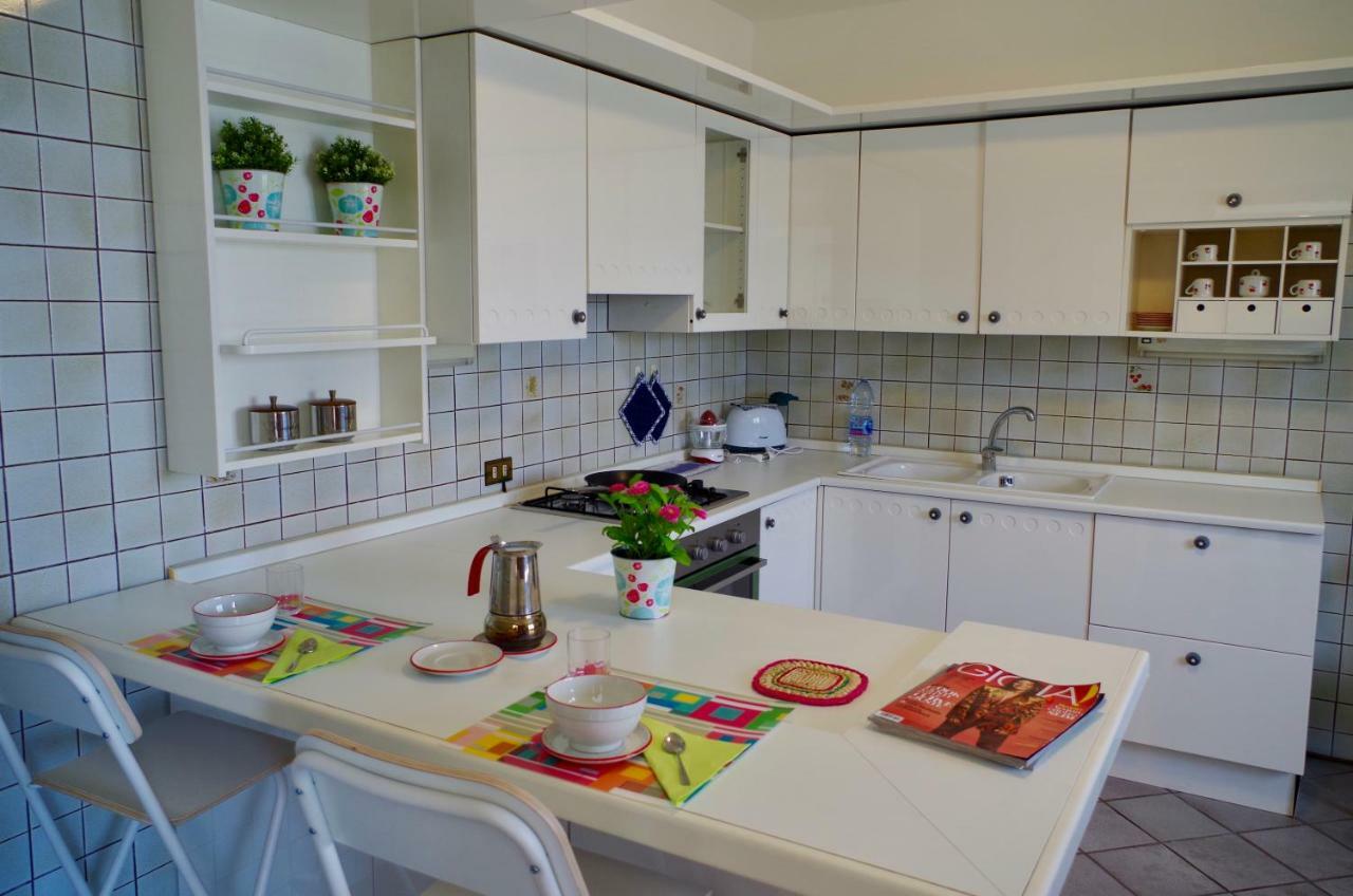 Villa Casa Emilia Riva di Solto Esterno foto