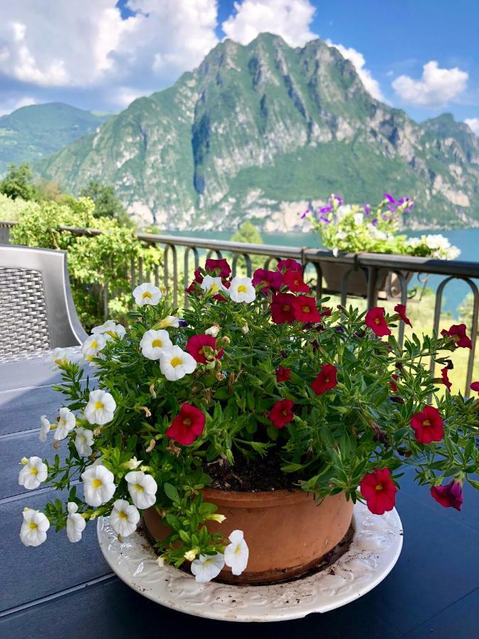 Villa Casa Emilia Riva di Solto Esterno foto