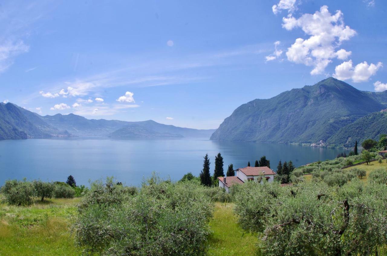 Villa Casa Emilia Riva di Solto Esterno foto