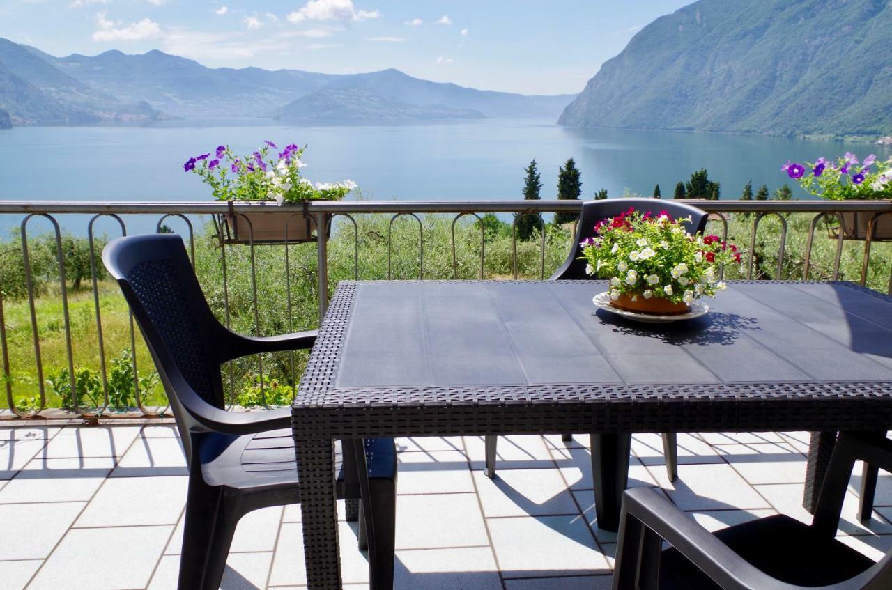 Villa Casa Emilia Riva di Solto Esterno foto